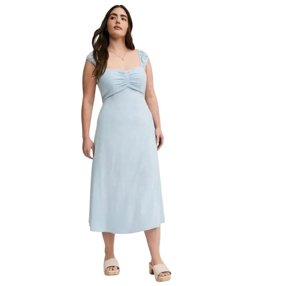 NWT Torrid Chambray Ruched Midi Cut Out Dress Light Blue Plus Size 2X NEW $79.90